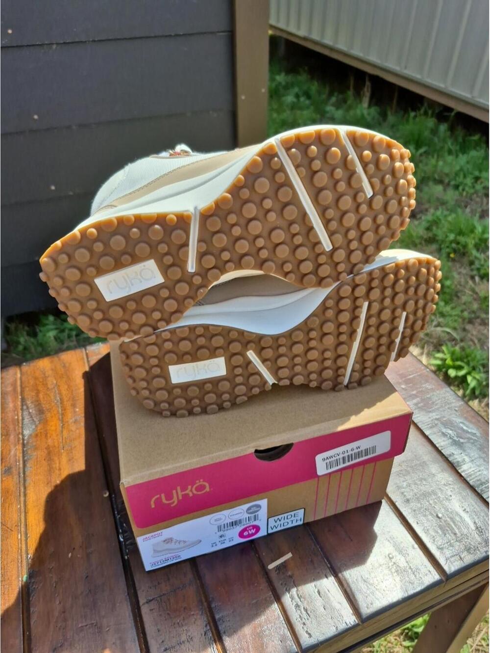 Ryka Hiking Water Repellent Jackpot Lace Up Boots New 6 Wide Tan New $120 MSRP - Picture 6 of 7